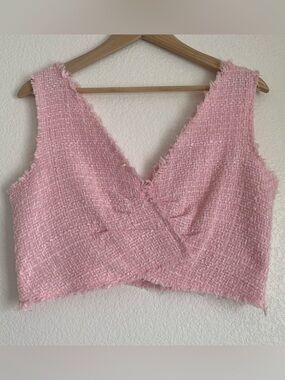Zara light pink tweed v-neck freyed crop top